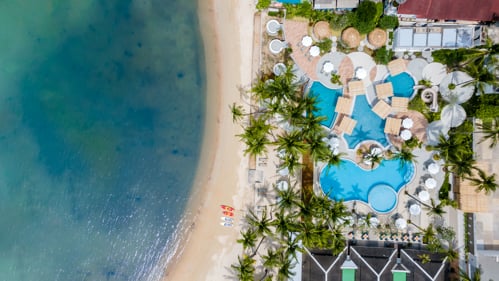 Pool im Outrigger Koh Samui Beach Resort