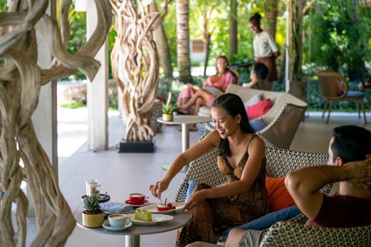 Kaffee und Chillen | Outrigger Maldives Maafushivaru Resort