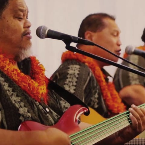 Kani Ka Pila Grille – Talentsuche – Outrigger Reef Waikiki Beach Resort