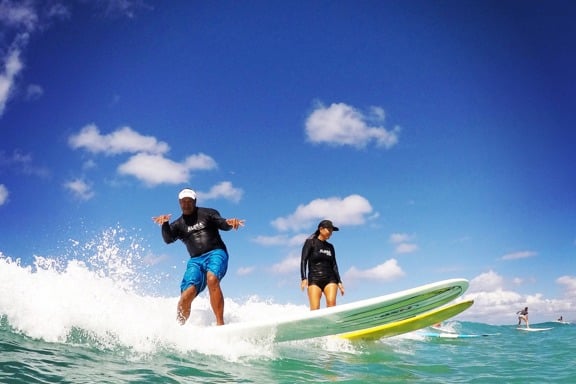 SURFEN AUF OAHU