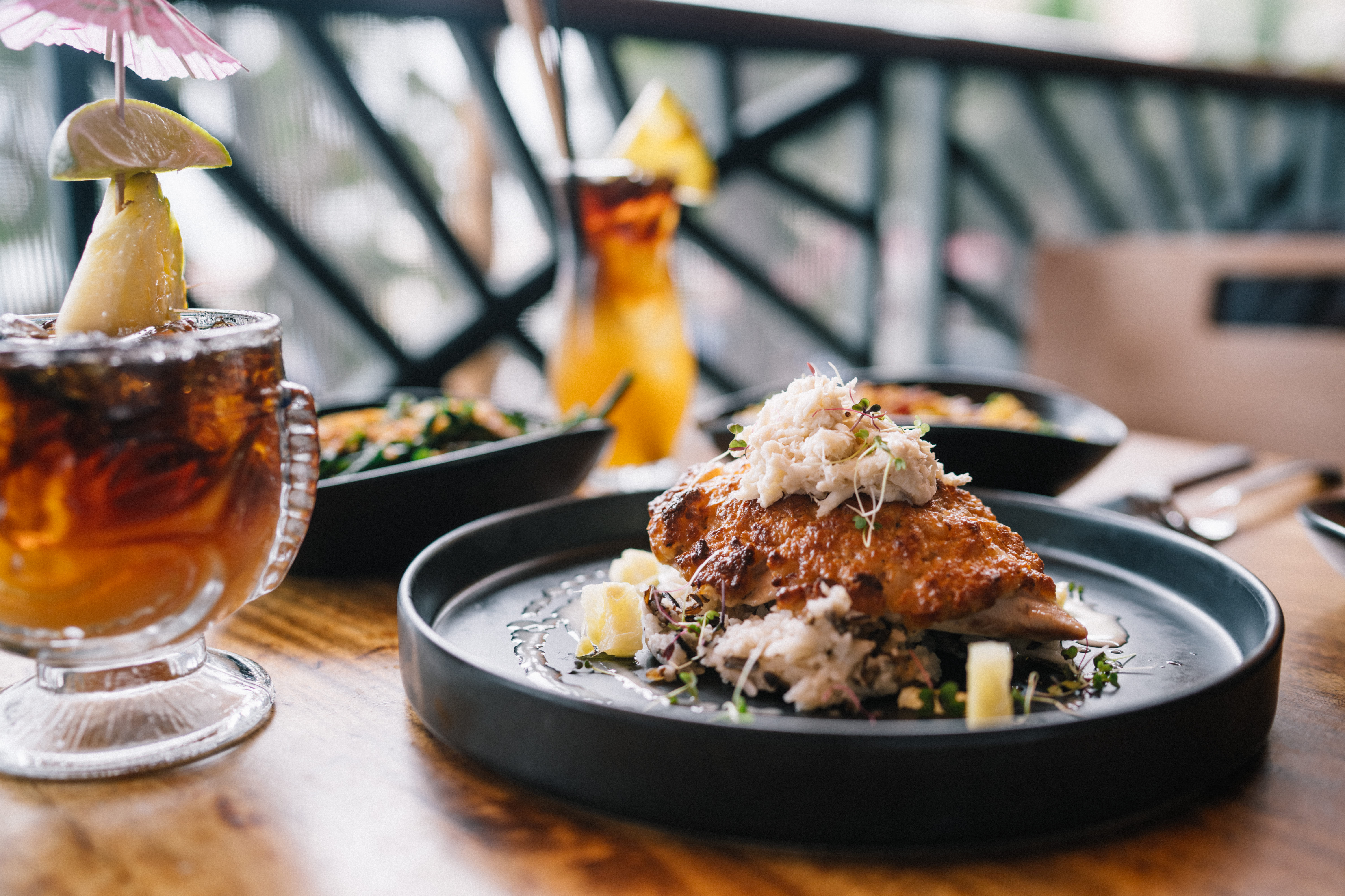 Dining & beach bars